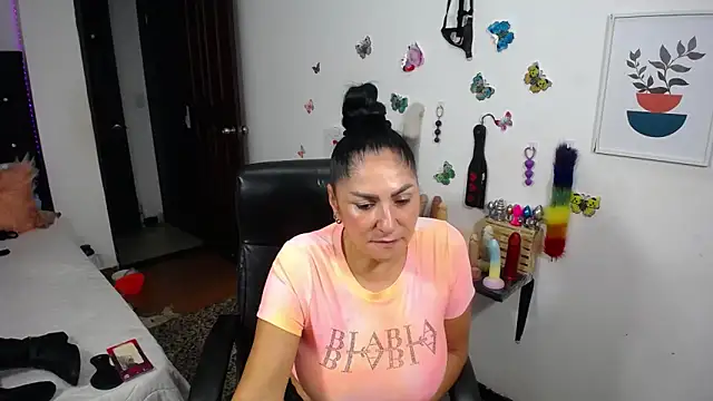 mature_bigboobs10のライブXXXチャット