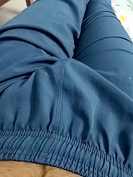 Rocky-badboy_cum4me Chat XXX in diretta