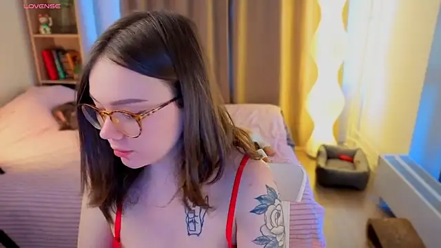 MilenaSaint Chat XXX in diretta