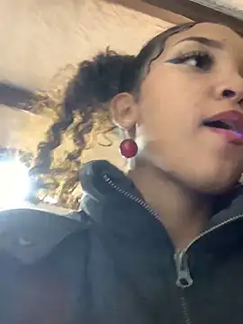 NaughtyLatinaxxx Live XXX-Chat