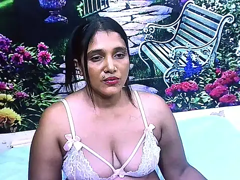 IndianSexyLady20 Chat XXX in diretta