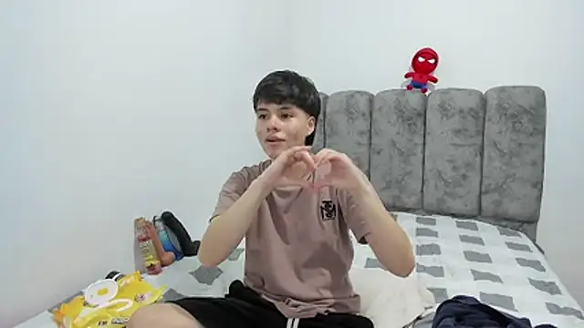 Chatroom XXX en direct de Bruno_Cruzz