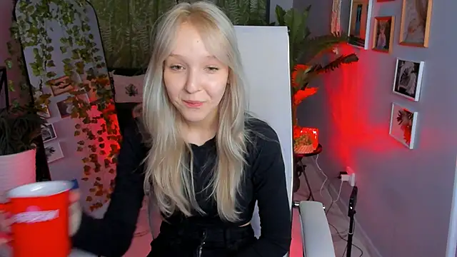 MaoqiBeverly: онлайн-секс-чат