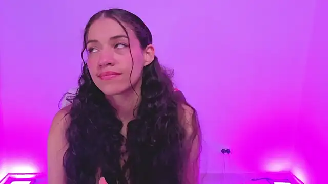 daniela_rivasthlのライブXXXチャット