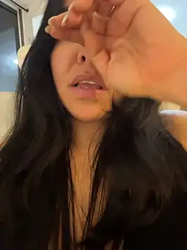 Онлайн чат XXX PetitLumiere