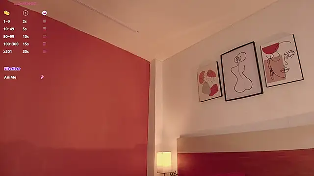 XXX chat uživo modela Meganlux1