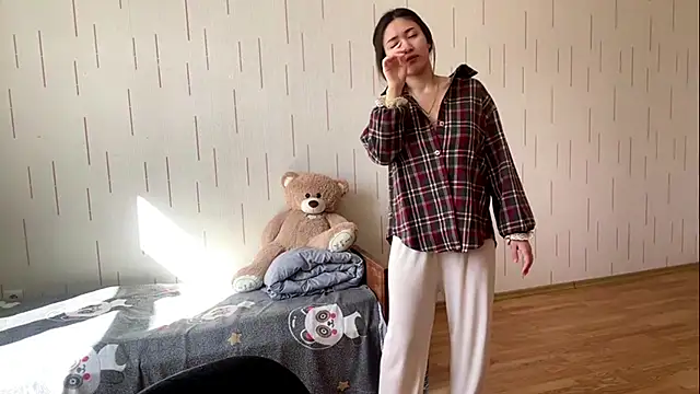 XXX chat uživo modela YourMiIa