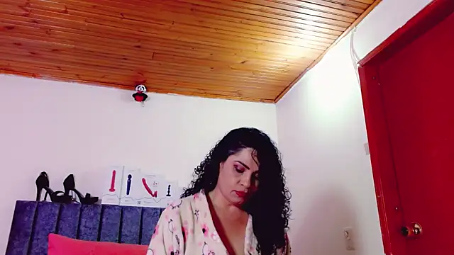 Evolettee______ élő XXX-chatje