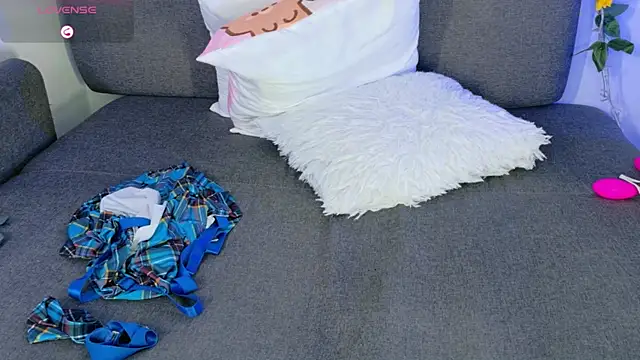 Онлайн чат XXX lunitaa0