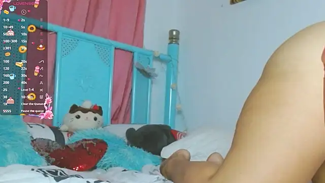 Pretty_Milaa's Live XXX Chat