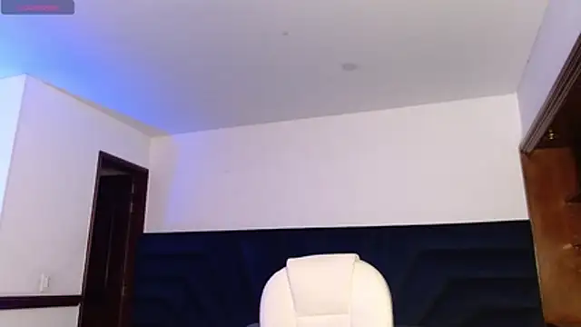 thegodmother_ élő XXX-chatje