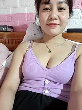 Ngocmai_lazdy's Live XXX Chat