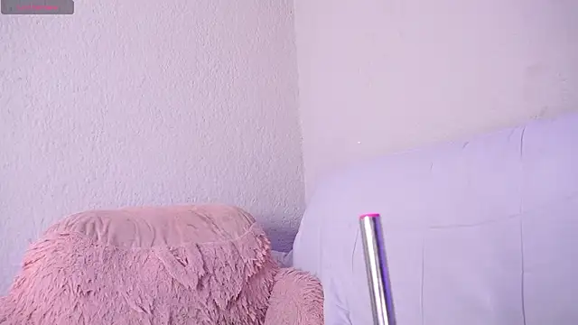 Chatroom XXX en direct de loveegirll1