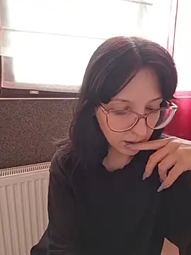 AllexyAle Chat XXX live