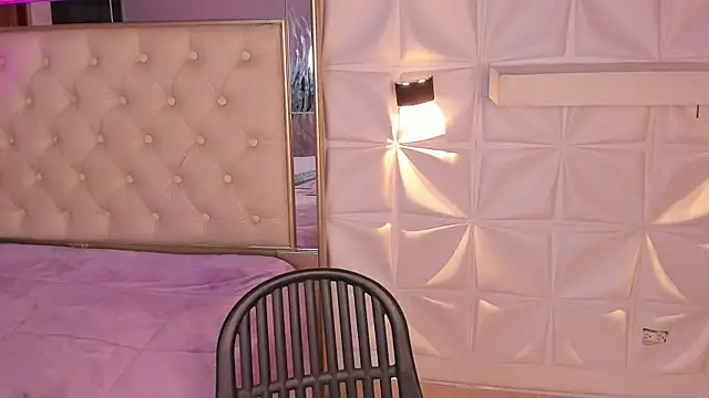 Chat +18 de IamJuanJoc ao vivo