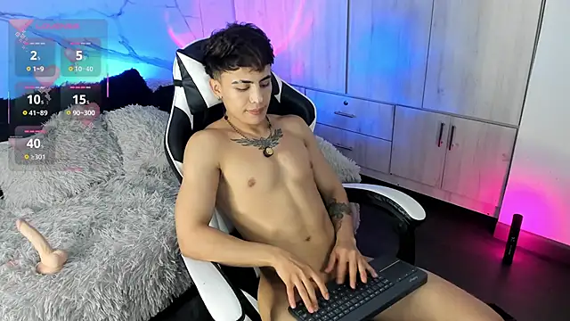 Saimonvela 现场XXX聊天