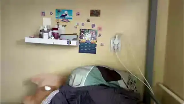 AquilineOrites – Live XXX-chat