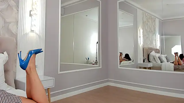 LisaNelson Chat XXX live