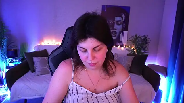 MirandaWongn Live XXX chat