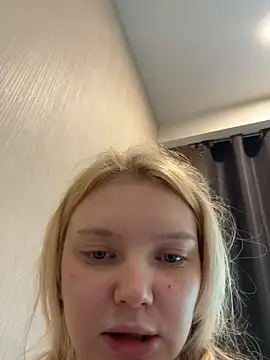 AmmyHot: онлайн-секс-чат