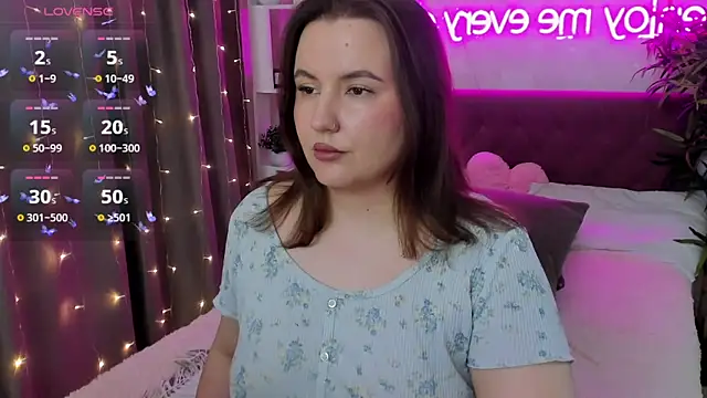 FeralPeach: онлайн-секс-чат