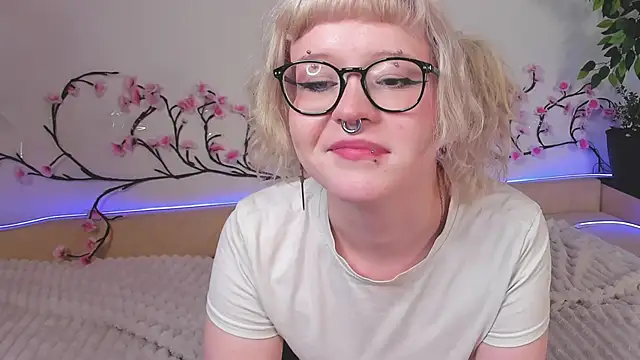 EdythElswick: онлайн-секс-чат