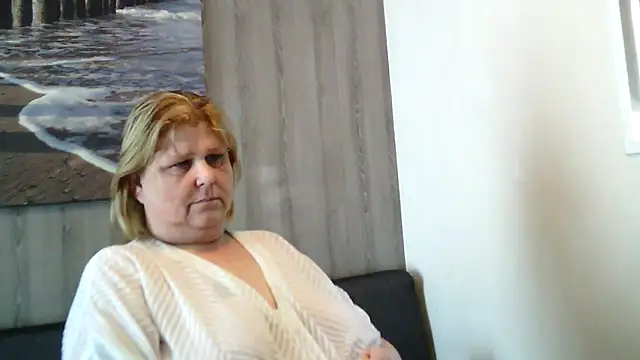 Czat XXX na żywo – Sylviastar46