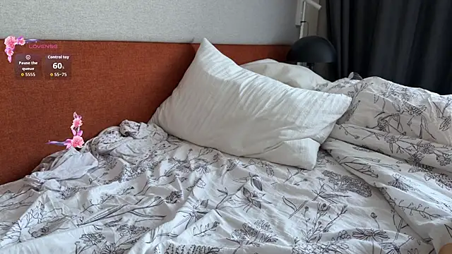 Firstpureangel 网络视讯表演