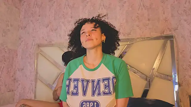 Benny_and_Mark Chat XXX in diretta