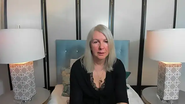 EricaTop's Live XXX Chat