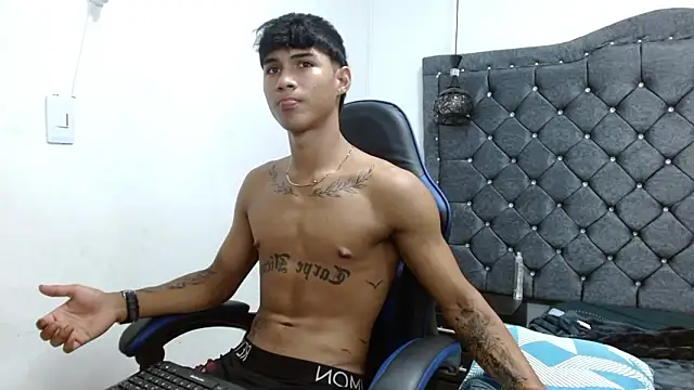 luka_big18 Chat XXX in diretta