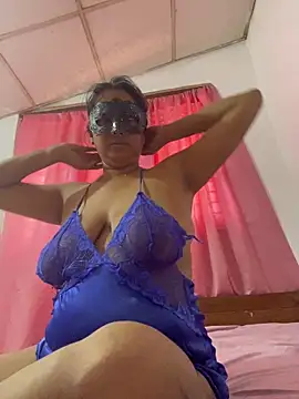 XXX chat uživo modela Jeniffer_SL