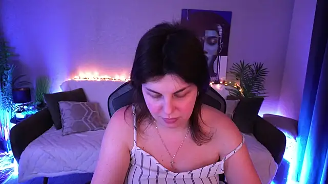 MirandaWong's Live XXX Chat