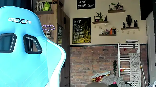 karo123421 লাইভ XXX চ্যাট