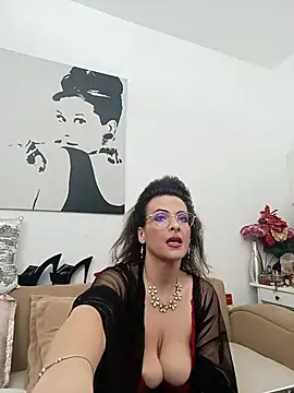 RebeccaNobleのライブXXXチャット