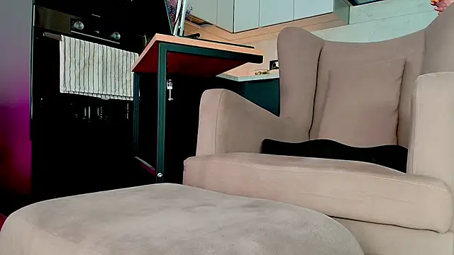 Yourfreebird's Live XXX Chat