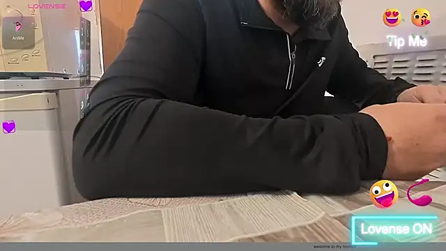 TARKAN1 – Live XXX-chat