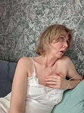 stellahere8 Chat XXX in diretta