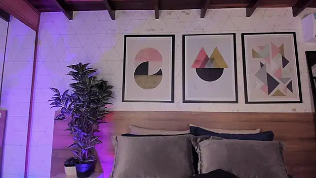 MiaKay1n Live XXX chat