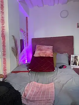 XXX chat uživo modela karinacortes