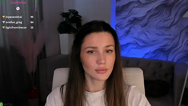 Chatroom XXX en direct de Aria_Mila