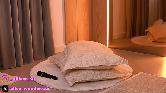 VanessaSimonのウェブカメラショー