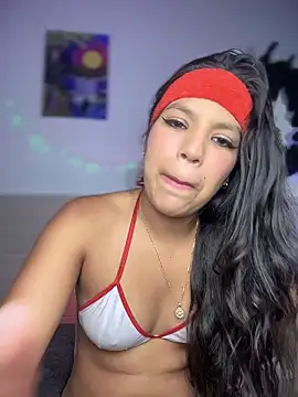 Mia_X1 Chat XXX in diretta