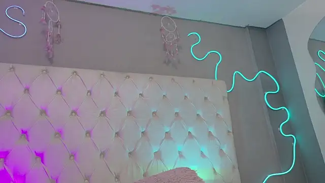 Онлайн чат XXX Megan__cole1