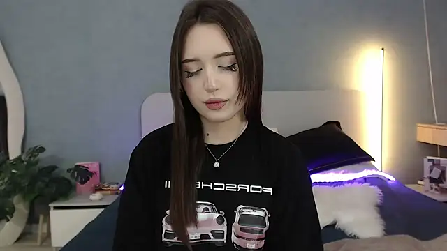 Онлайн чат XXX BlackEyesGirl