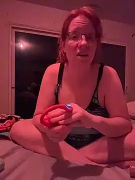 Lenaravenswood's Webcam Show