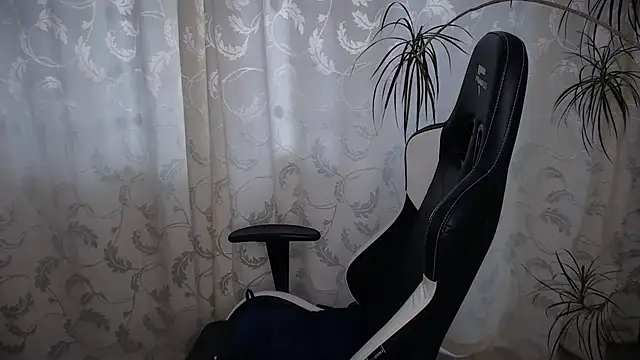 Milky-wey Live XXX-Chat