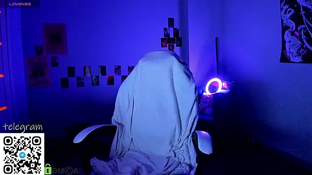 Chat +18 de LittleKittenStar ao vivo