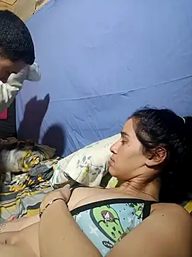 Živý XXX chat Emyli_Liamm