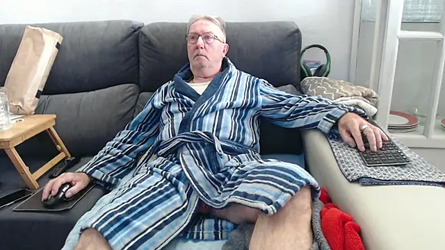 Nudelschwanz 在線直播表演